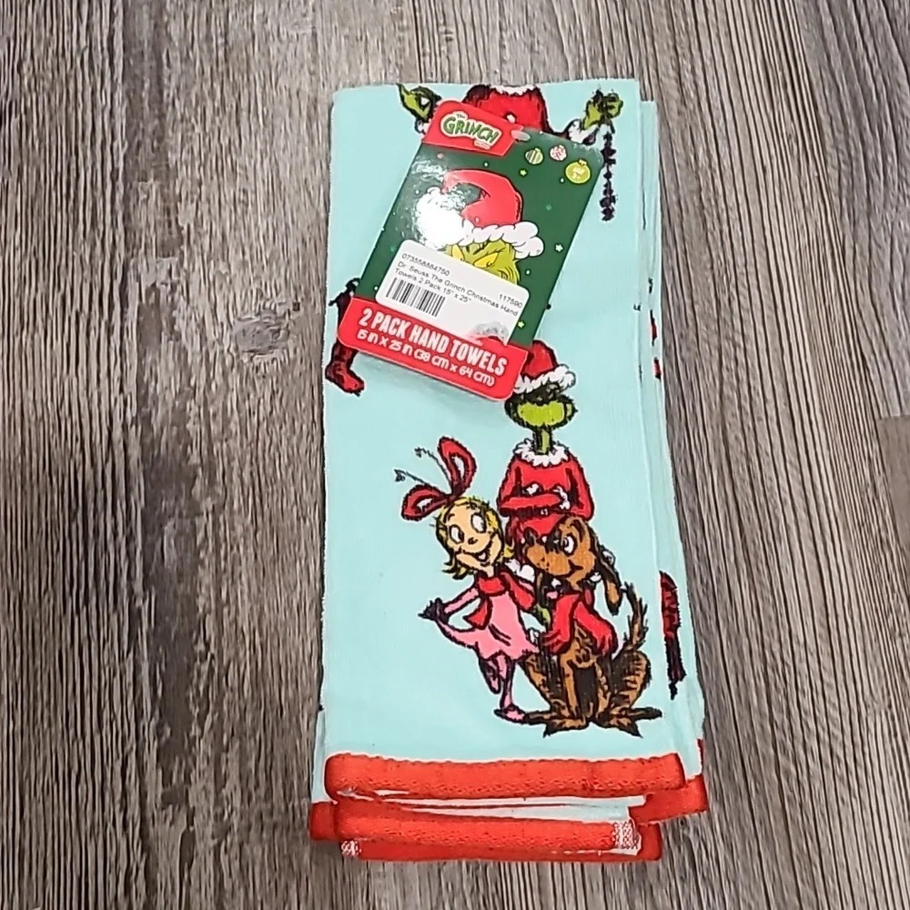 Dr. Seuss Grinch Bath Towel Set Of 2
